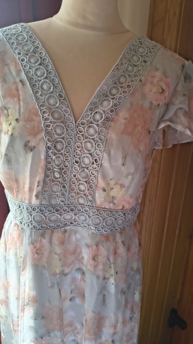 Bnwt house sheer - bnwt,